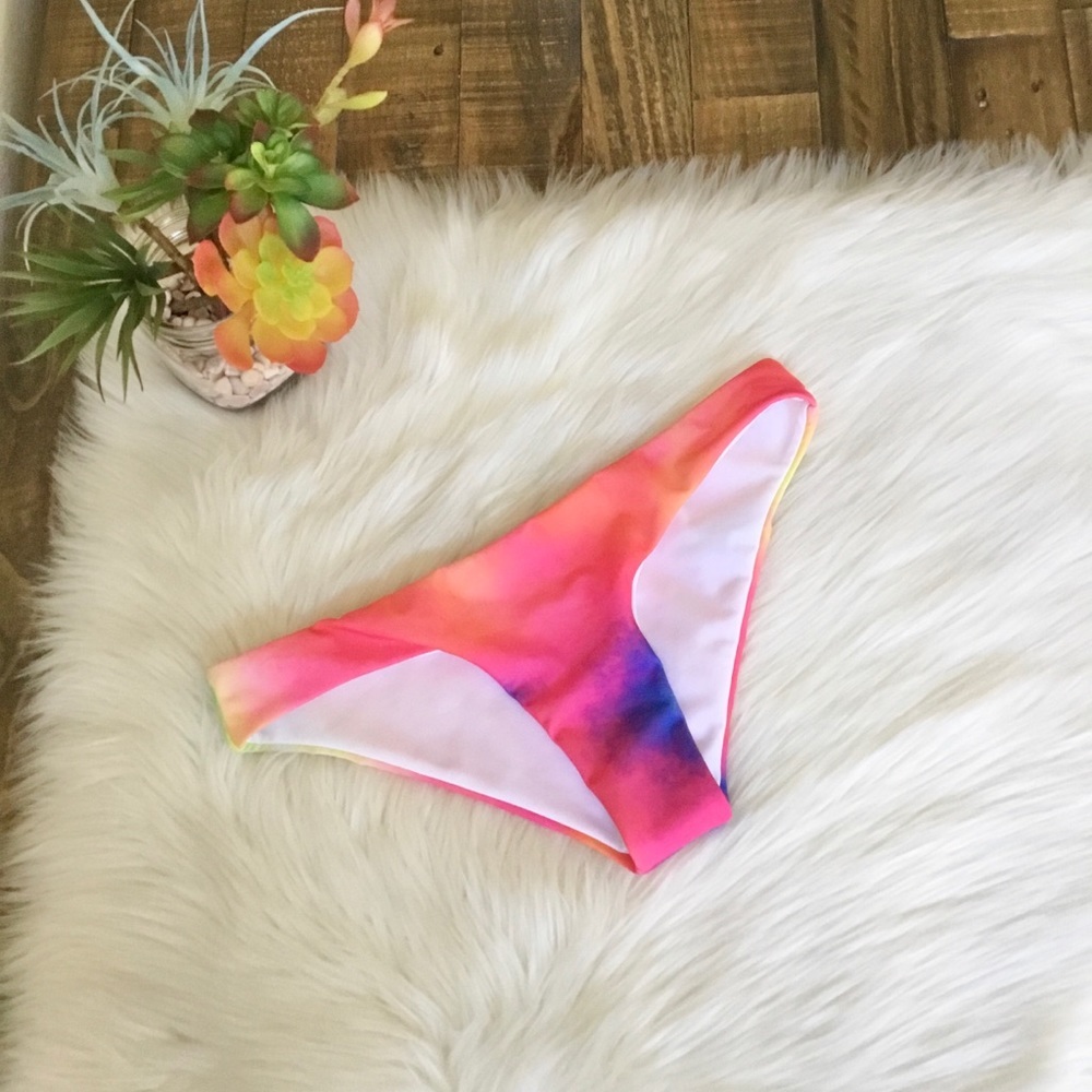 Plumeria Swimwear Tie Dye Bikini Bottoms Size Medium
